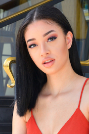 Scarlett Bloom Scarlett Bloom